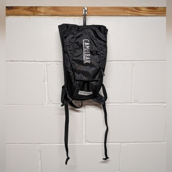 Camelbak Hydrobak Black Running Lightweight Hydration Backpack - No Bladder - Picture 1 of 7